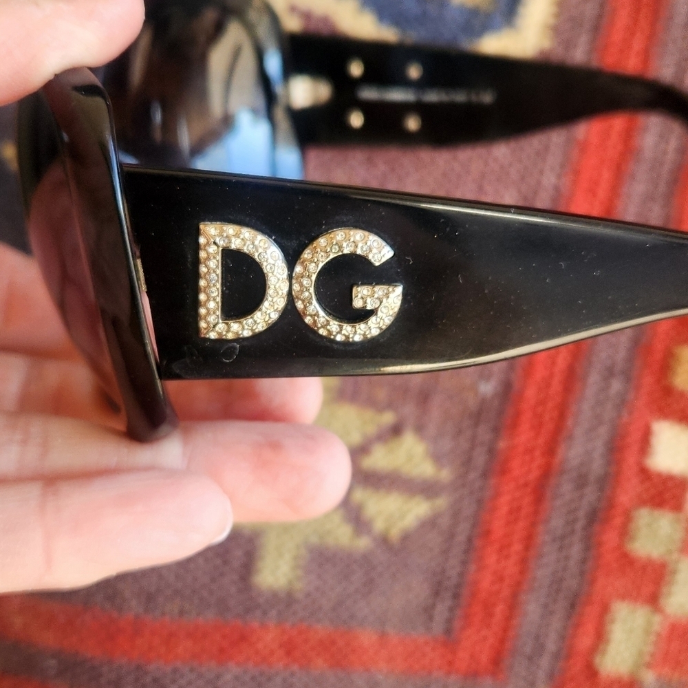 Dolce & Gabbana DG 4033B Sunglasses - Picture 8 of 14